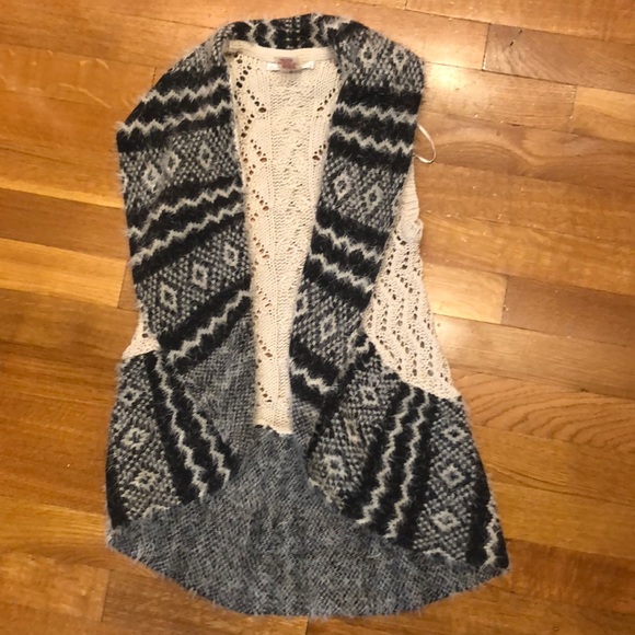 Girls Sweater Vest